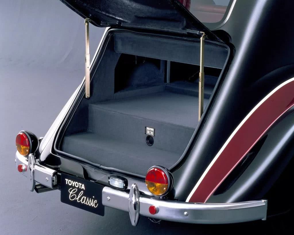 摇滚牛头—9款丰田怪车拾趣