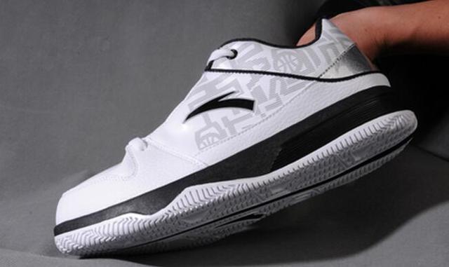 国产安踏和耐克哪个质量好,国产鞋李宁和安踏做下对比