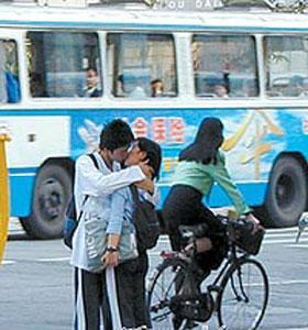 9岁多女孩来月经需要做什么检查,9岁女孩来月经需要做哪些检查