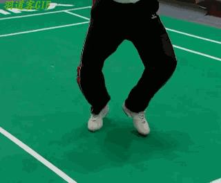 羽毛球的五大必杀技,羽毛球常用脚型
