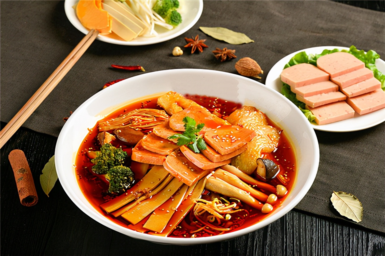 四川有什么特色的好吃的小吃,正宗的四川小吃什么最火爆又好吃