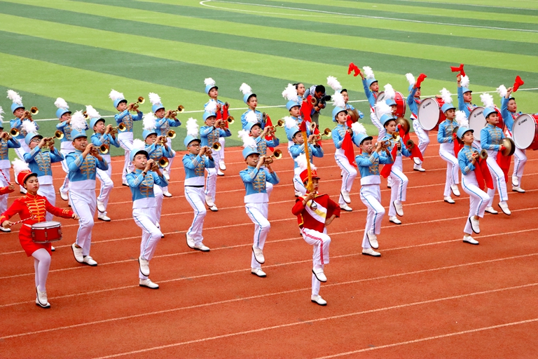 预备，跑！看柳江少年驰骋运动赛场