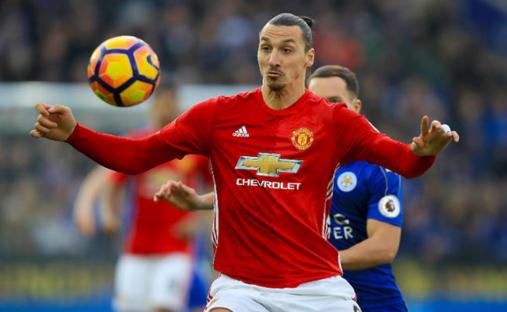 伊布旋风踢教学,伊布跑位