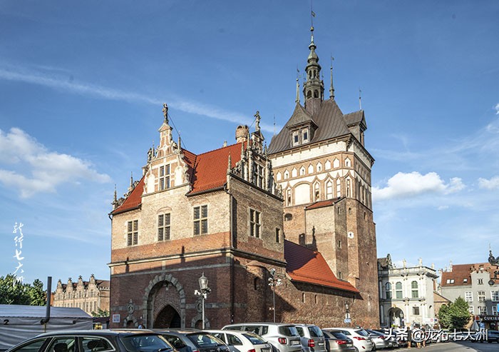 波兰格旦斯克旅游攻略,波兰格但斯克靠海边吗