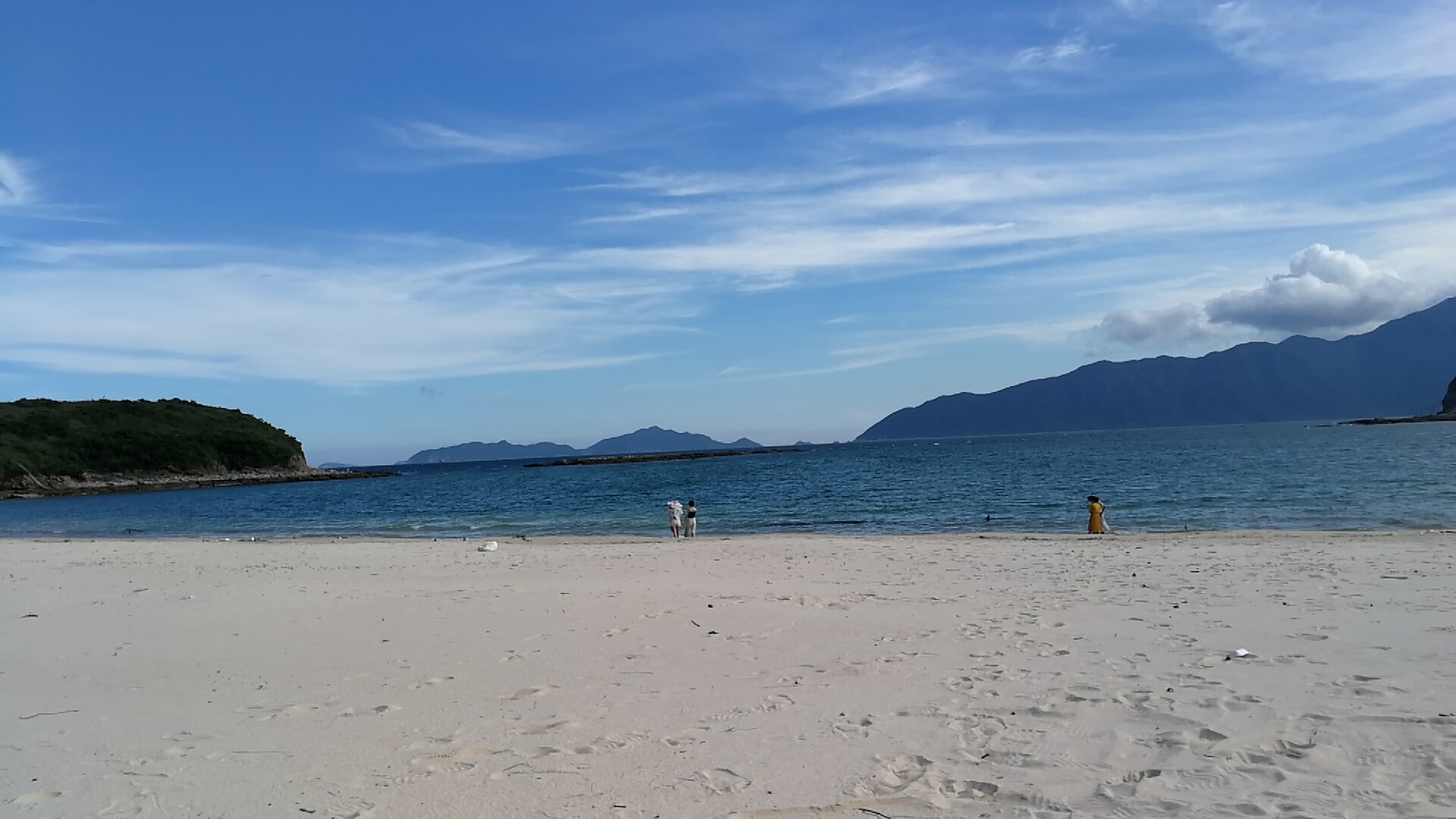 深圳彩色沙滩网红打卡地,深圳海边十大网红打卡圣地