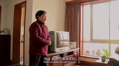 90岁夫妇恋爱日常，诠释了“与子偕老”：我忘了全世界，但记得你