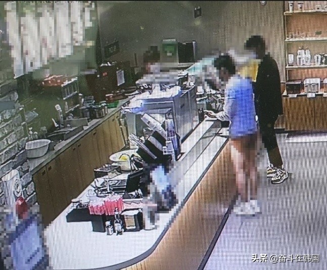 韩国再现“丁字裤男”,丁字裤上街算犯罪吗?