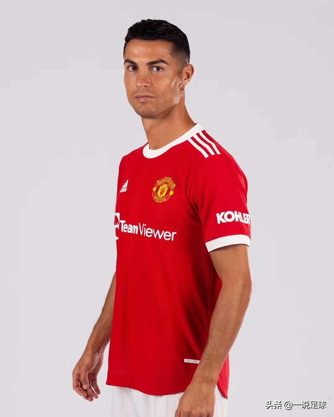 c罗刚去曼联穿几号球衣,c罗曼联定妆照
