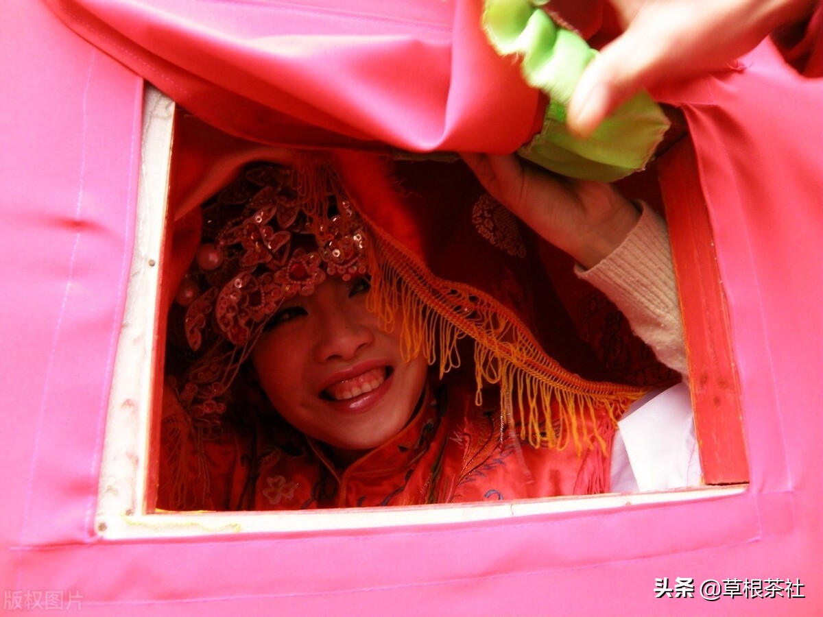 三十多岁找到亲生父母的姑娘,三十岁女孩寻找养父