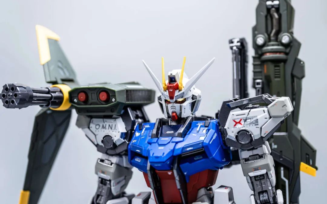 pg强袭高达头部拼装,pg强袭自由拼装过程