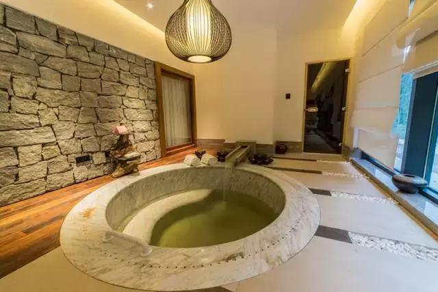 古尔沟温泉小镇,古尔沟温泉小镇值得去吗