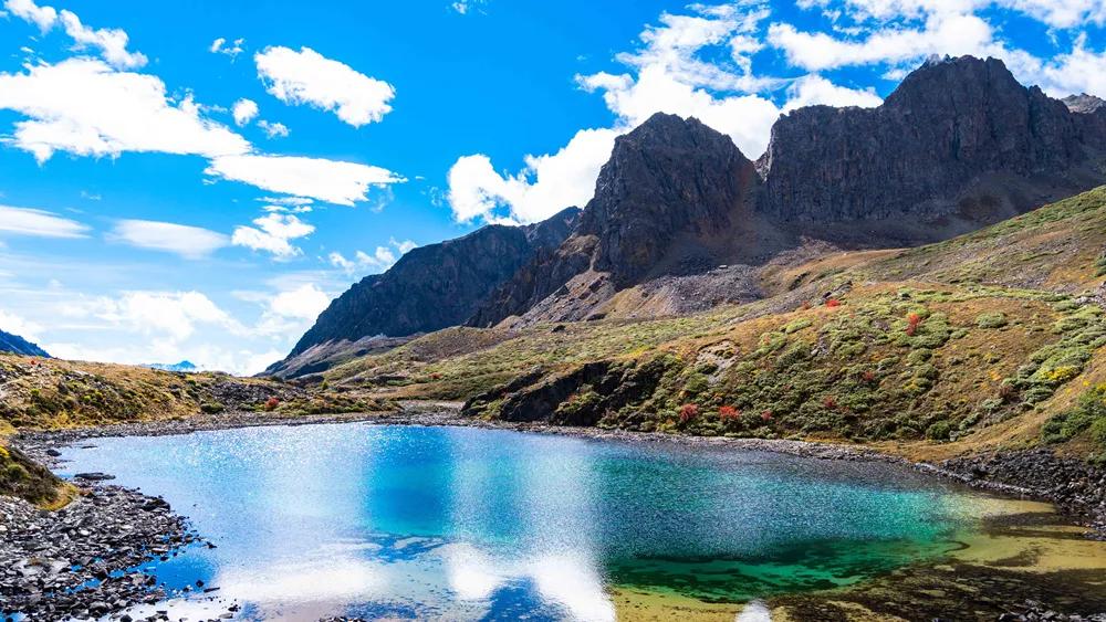 人生必走的经典户外线路,中国最虐的徒步线