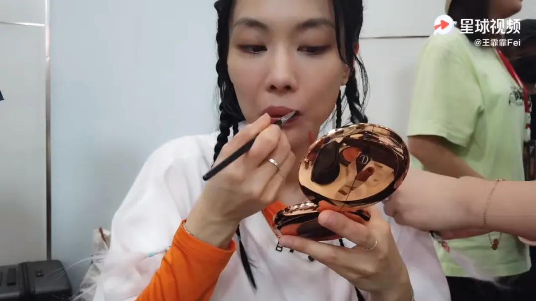 王霏霏种草精完整视频,王霏霏推荐哪些平价好物