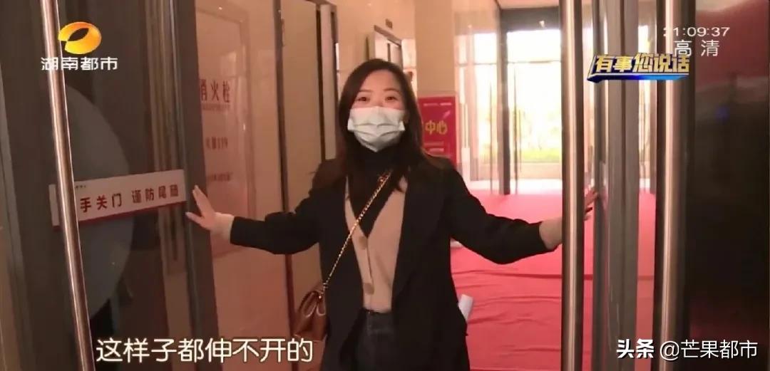 入户大堂像“逃生通道”，9部电梯成6部…长沙卓越浅水湾业主质问公摊哪去了？
