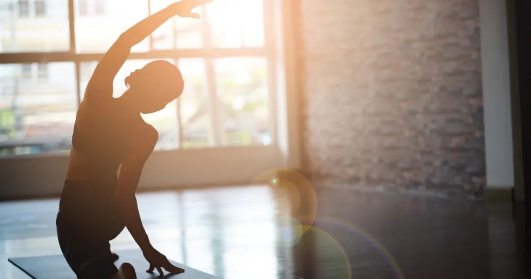 女生如何健身成又瘦又有点肌肉,女生健身怎么防止变成肌肉腿