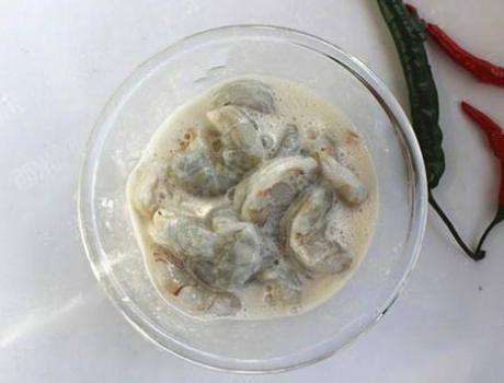 炸虾需要放盐吗,炸虾只裹鸡蛋液