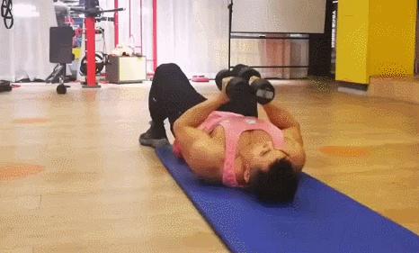 胸部下垂练习方法,女性胸部下垂怎么练回挺拔