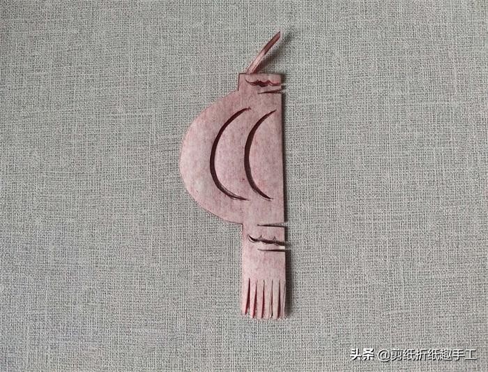 新春贺岁灯笼手工剪纸教程,福字灯笼剪纸教程简单好看