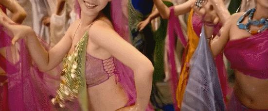 柳岩穿蜘蛛侠战衣,柳岩穿长靴子