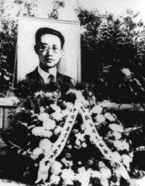 高铁夫人孙克悠:和*国锋华**并肩战斗,与*耀邦胡**2年查清瞿秋白真相