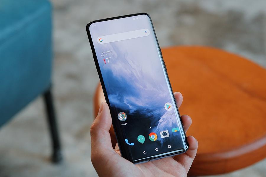 国产手机什么时候能超过三星苹果,国产手机能与苹果三星抗衡的手机