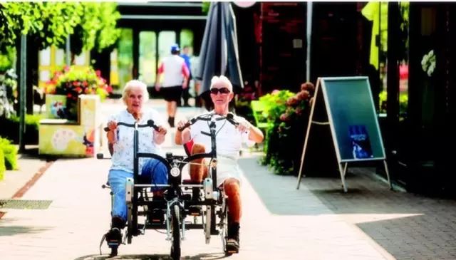 全球首家失忆小镇，所有居民都忘了自己是谁、来自哪里….