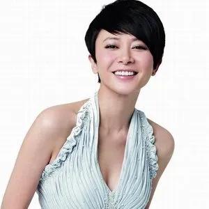 笑着活下去杨幂表现,笑着活下去主演现状