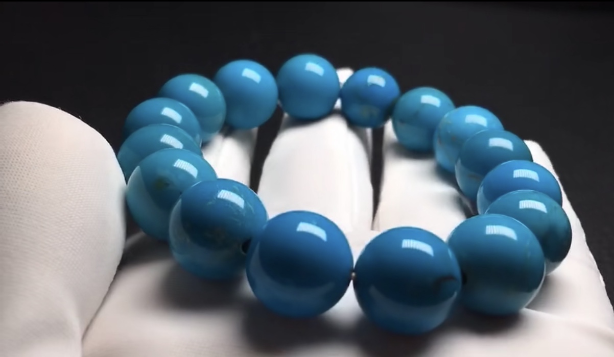 老绿松石与新绿松石价格对比,真正的绿松石价格是多少