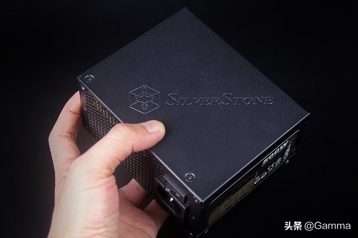 综合性能最好的itx机箱,安钛克itx机箱分体式水冷案例