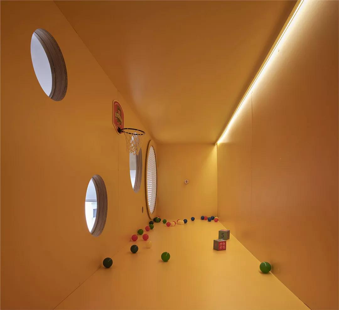 儿童房装修设计极简,高大上的儿童房装修布局