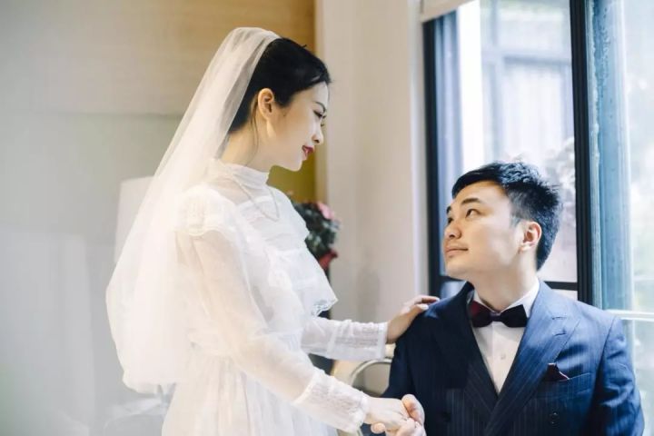 必拍的婚纱照八种风格,自拍婚纱照推荐风格