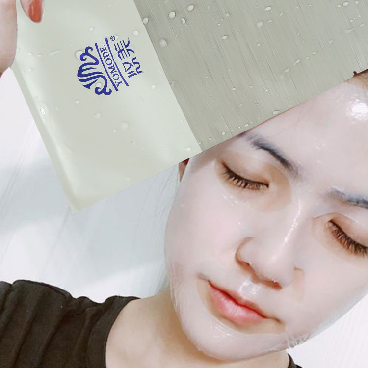 换季护肤的三个重点你都掌握了吗 (换季护肤指南教你对抗干燥敏感)