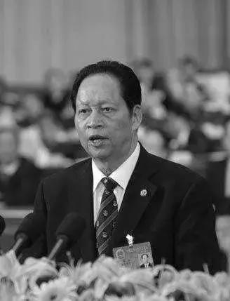 肖扬被判多长时间,肖扬被判3年