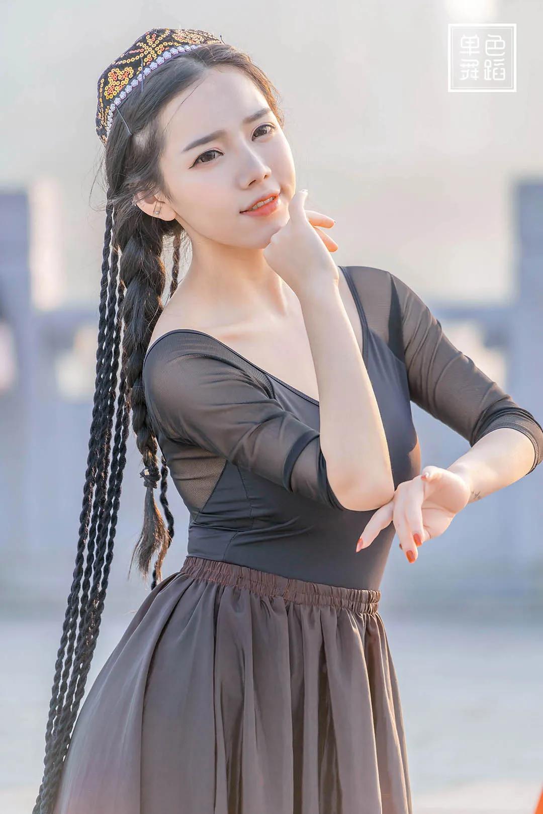 上热搜的民族舞,上热搜的舞蹈