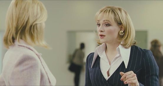 最适合躲在被子里看的电影,适合躲在被子里面看的电影