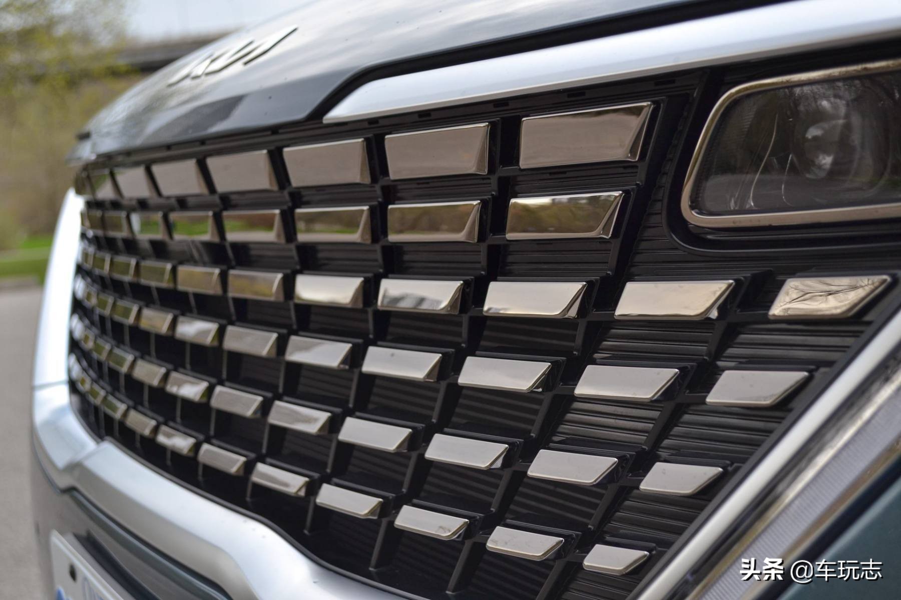 2023款起亚嘉华亮相,起亚嘉华国产mpv2020款高顶