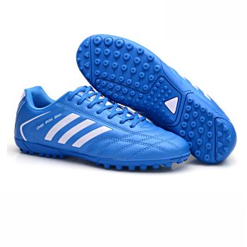 要为中国足坛做出自己的贡献,要为中国足球发展而努力