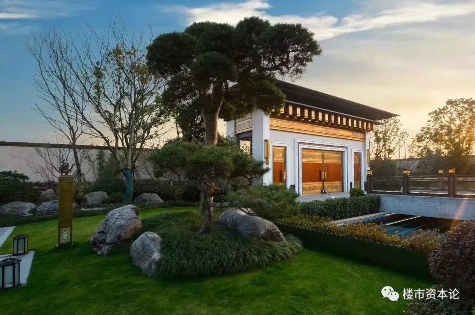 黄其森资本运作,黄其森谈地产企业