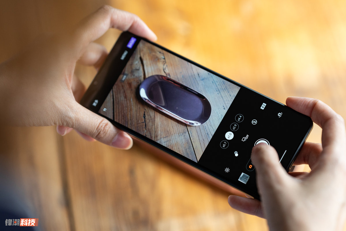索尼微单手机xperia5iii,索尼微单手机xperia1iii拍照