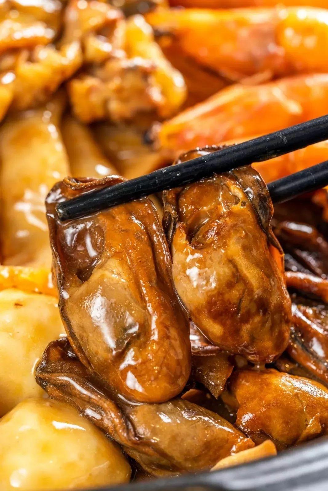 4000m²「平价海鲜」，还藏了个老广早茶，鸡煲、羊肉、虾蟹