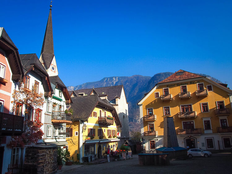 奥地利高山湖泊小镇哈尔施塔特,世界最美的湖区小镇