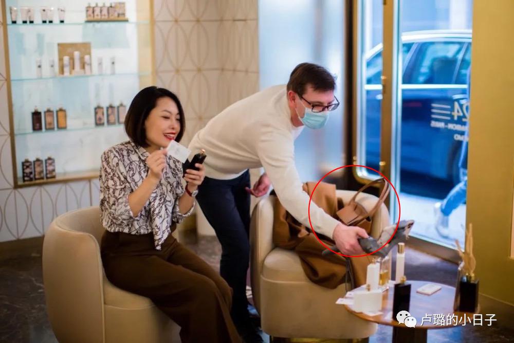 高级感白色休闲包,有高级感名牌的包