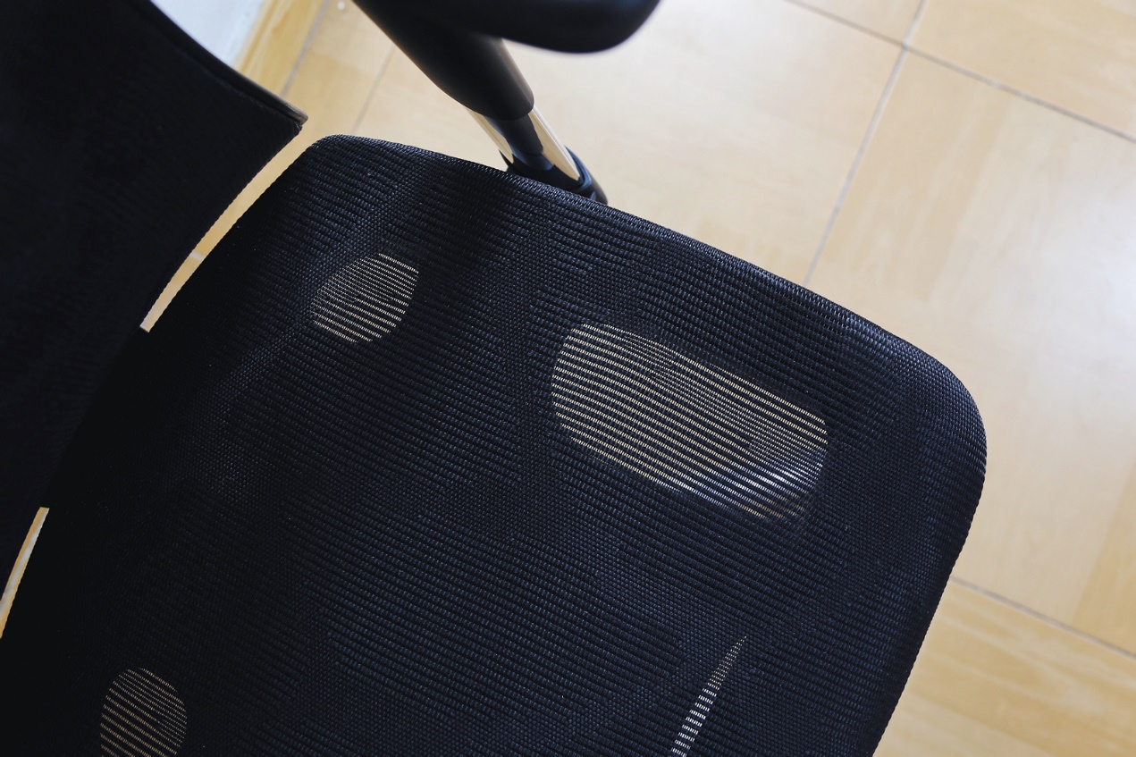 减轻办公生活中的腰颈负担,西昊M57人体工学电脑椅体验