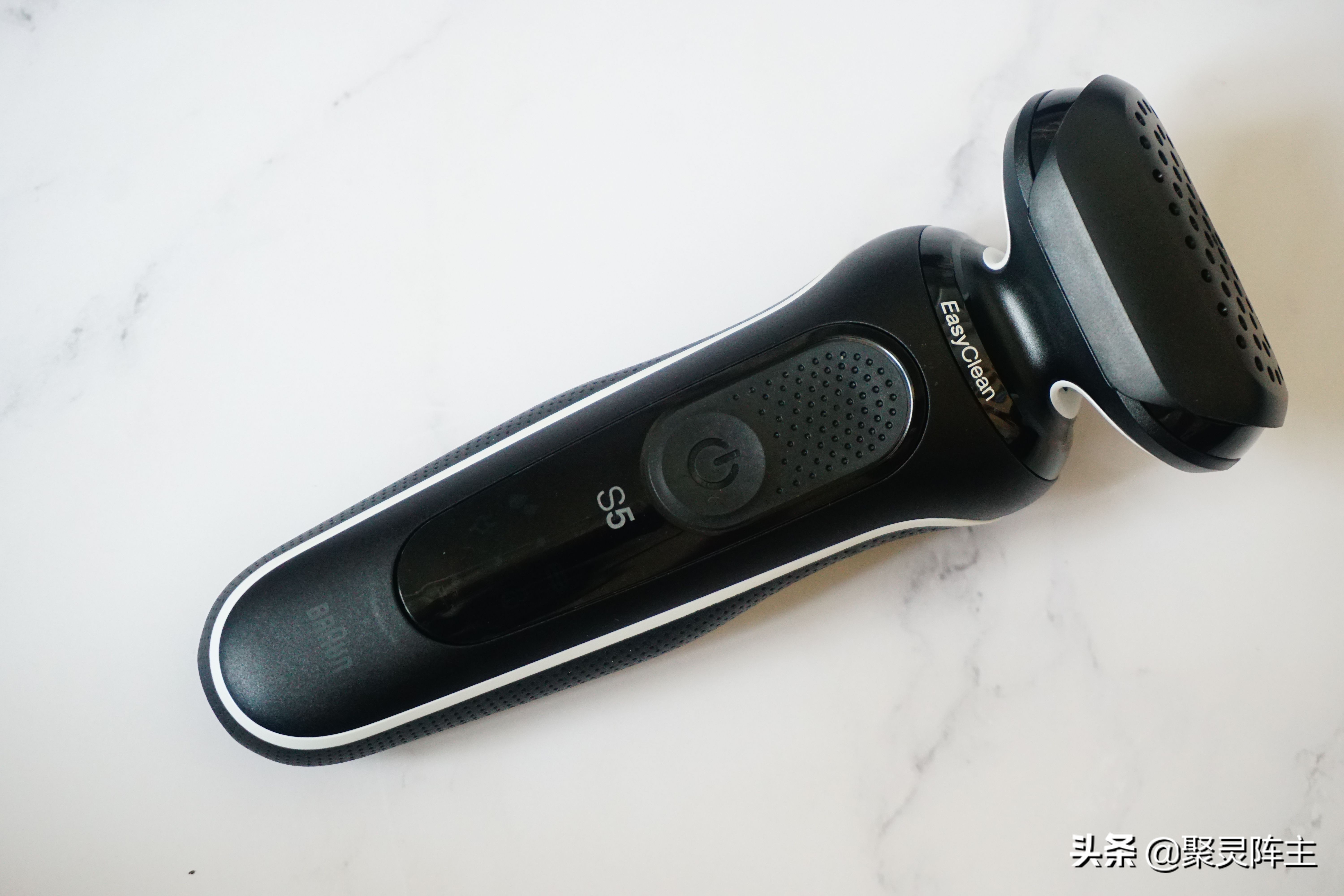 博朗s5和松下小锤子剃须刀哪个好,博朗s5系剃须刀真假