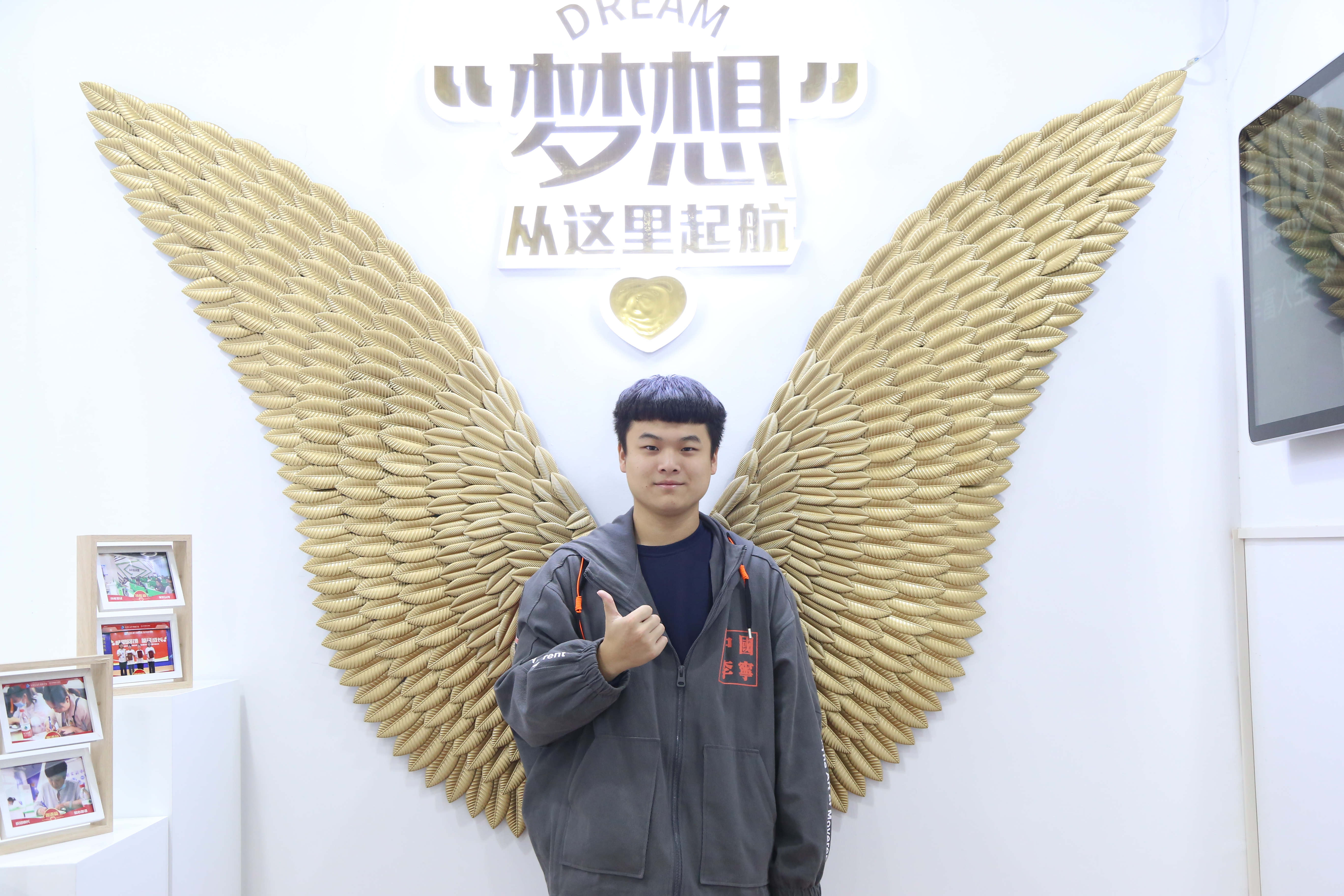 新生故事内容,新生故事合集