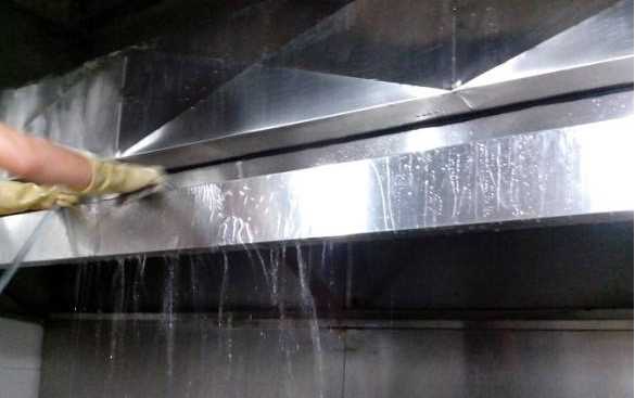 清洗油烟管道对人身体有伤害吗,杭州市油烟管道清洗相关规定