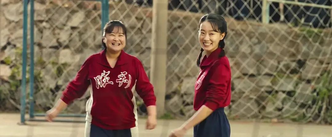 有纹身的女孩怎么样了,女生纹身后悔了怎么办