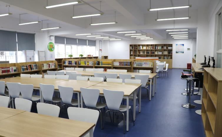 投资10亿，坐标布吉，这是一所被低估的宝藏学校