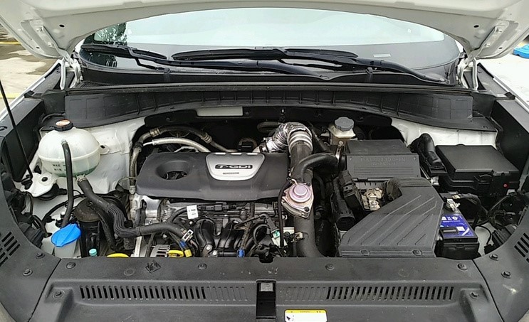 二手现代胜达和途胜哪个好,二手现代途胜值得购买吗