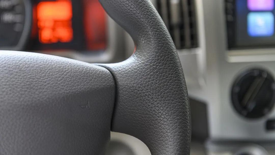 二手日产NV200：有范儿又能干！全能型JDM“厢式货车”